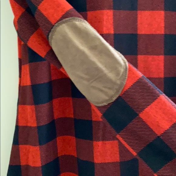 Plaid long sleeve shirt. - Picture 2 of 4